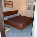 Kirschey Apartament *